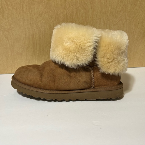 UGG Bailey Button Shearling Lined Boots In Chestnut 5803 Sz 9 - Picture 11 of 16